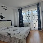 Best Apart Garii- Check In Independent